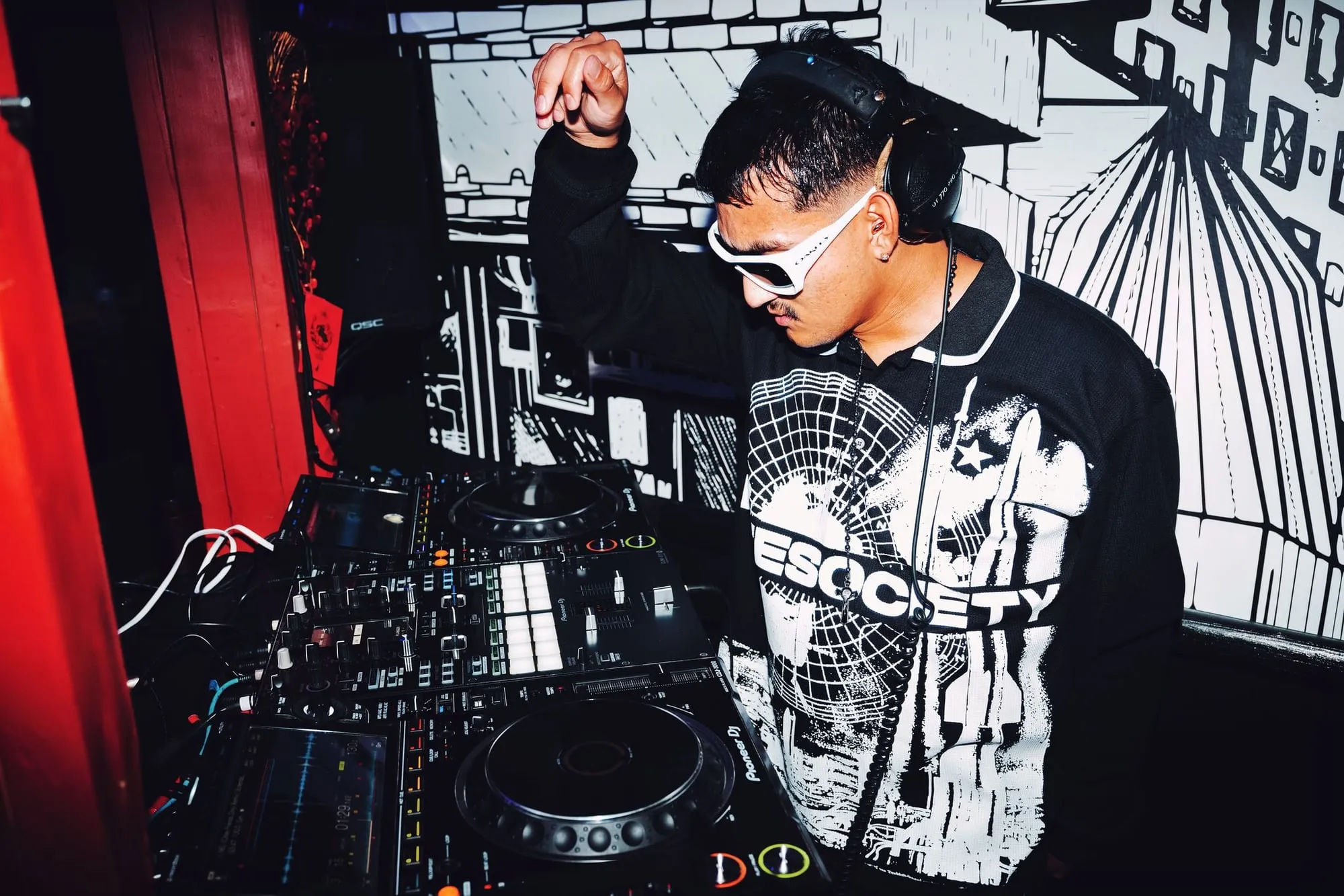 Trill Bans, Promo shoots and DJ sets